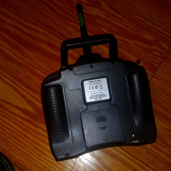 AIRPLANE REMOTE CONTROL LONG RANGE FREQUENCY MATCHES - Picture 6 of 11